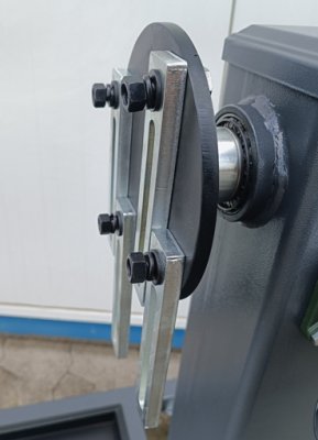 Motorständer / Getriebeständer - 360 Grad schwenkbar mit Auffangwanne & Fahrwerk - B-Ware